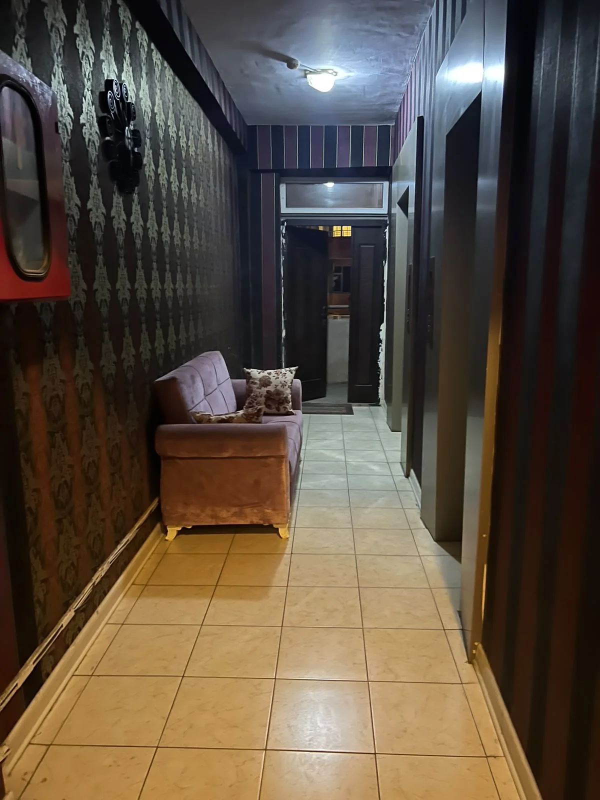 Satılır 4 otaqlı Mənzil 170 m² Xətai r.