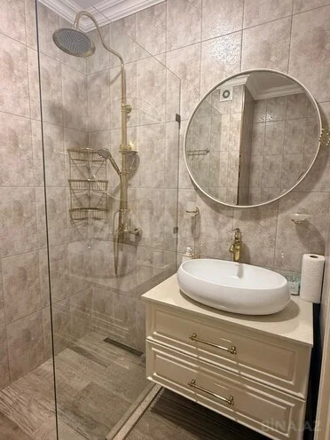 Kirayə 4 otaqlı Mənzil 160 m² Xətai r. Ağ şəhər q. – şəkil 11