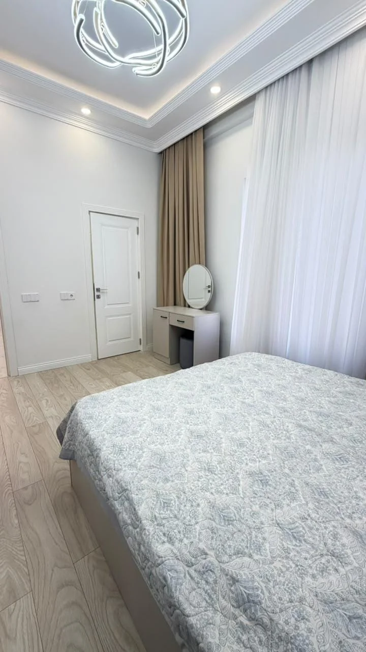 Kirayə 3 otaqlı Mənzil 100 m² Səbail r. – şəkil 9