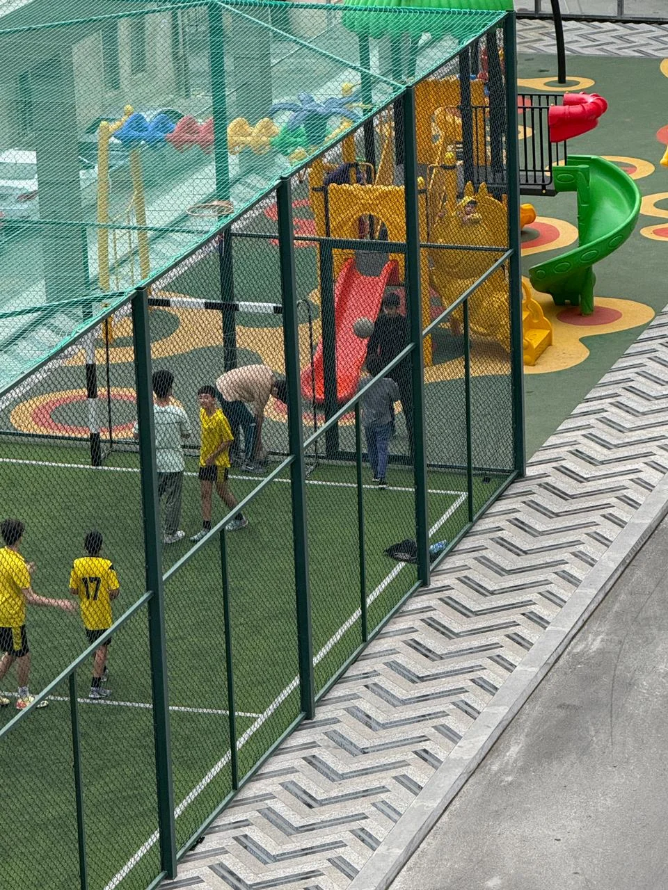 Kirayə 2 otaqlı Mənzil 85 m² Nəsimi r.