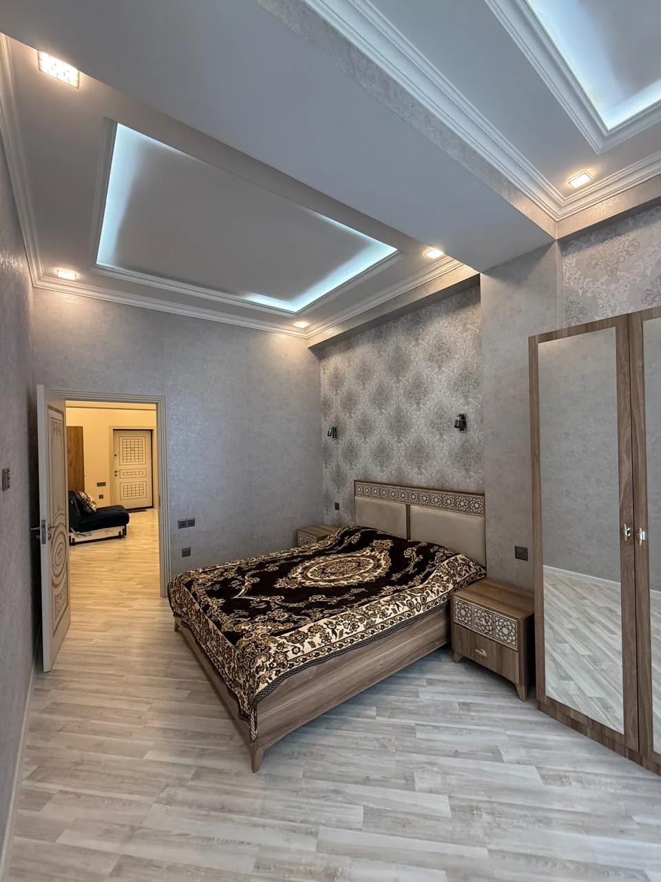 Kirayə 2 otaqlı Mənzil 75 m² Nərimanov r.