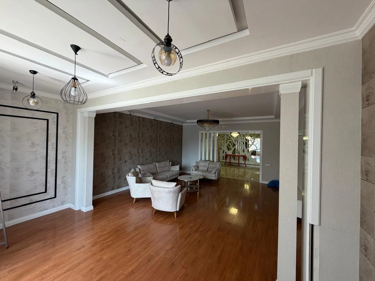 Kirayə 4 otaqlı Mənzil 240 m² Nərimanov r.