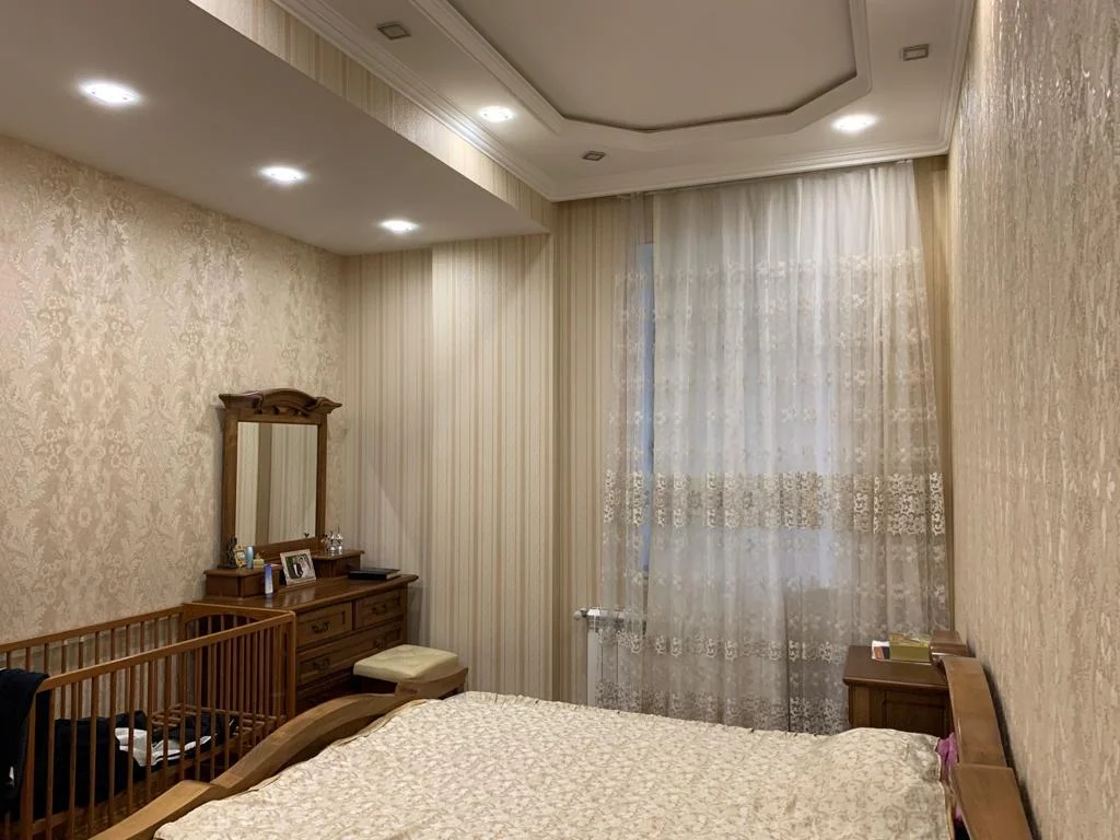 Kirayə 4 otaqlı Mənzil 170 m² Yasamal r. – şəkil 15