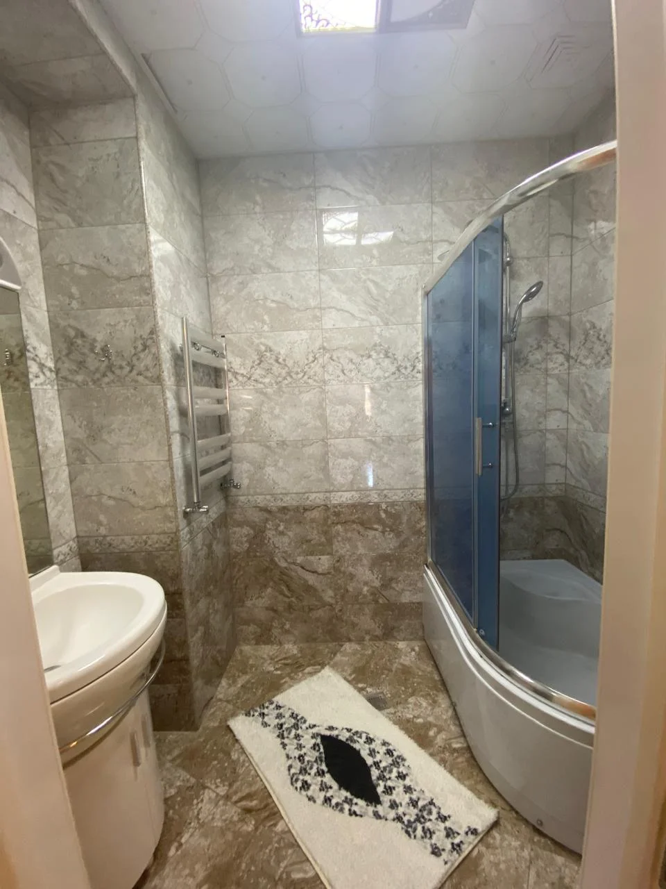 Kirayə 3 otaqlı Mənzil 140 m² Nəsimi r. Gənclik m. – şəkil 11