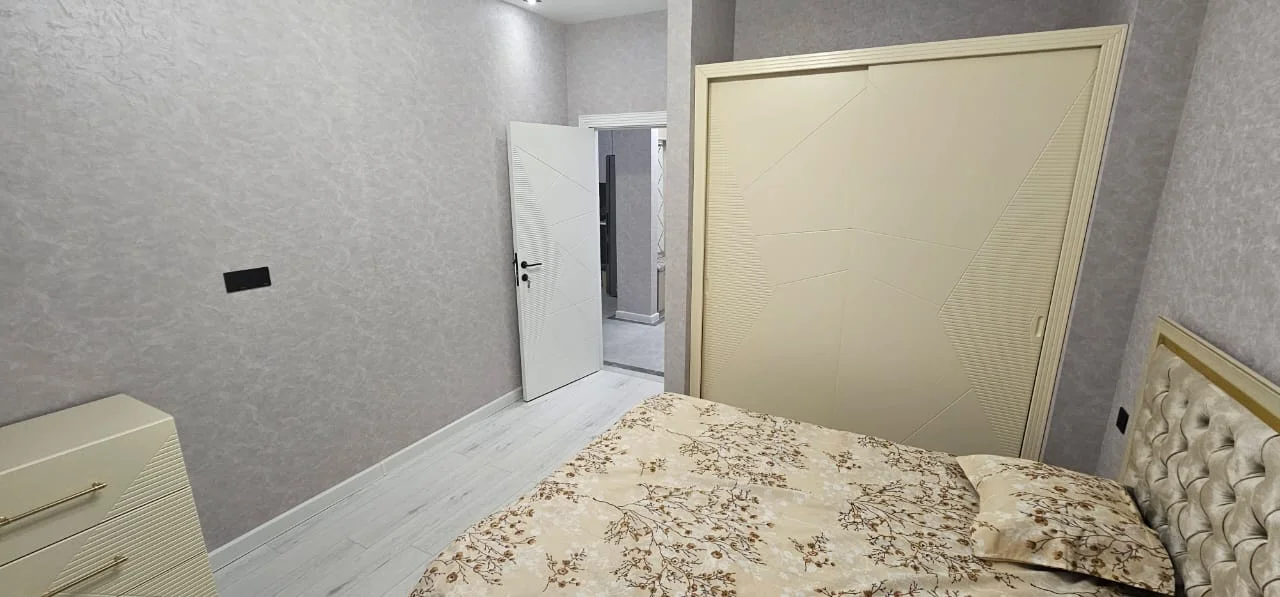 Kirayə 2 otaqlı Mənzil 65 m² Xətai r.