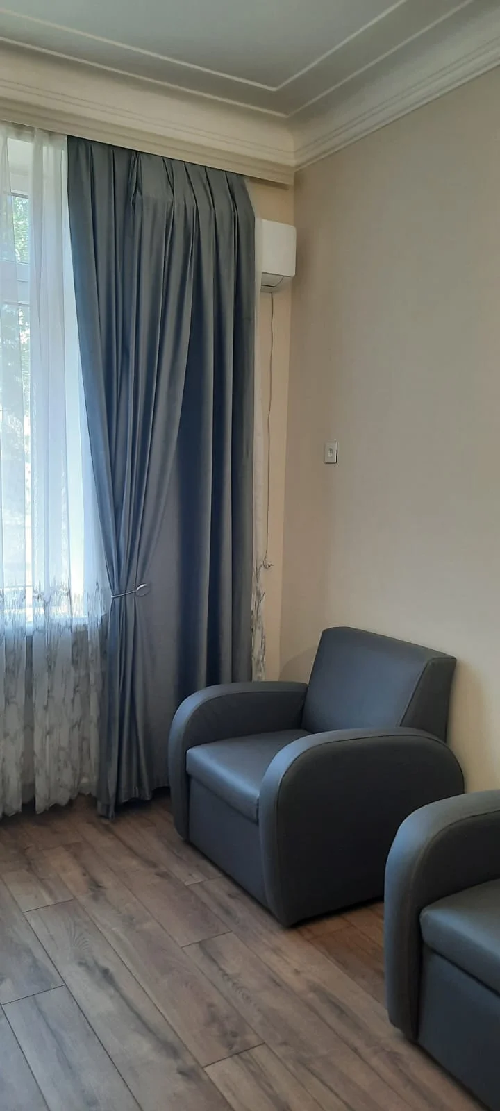 Kirayə 4 otaqlı Mənzil 100 m² Səbail r.
