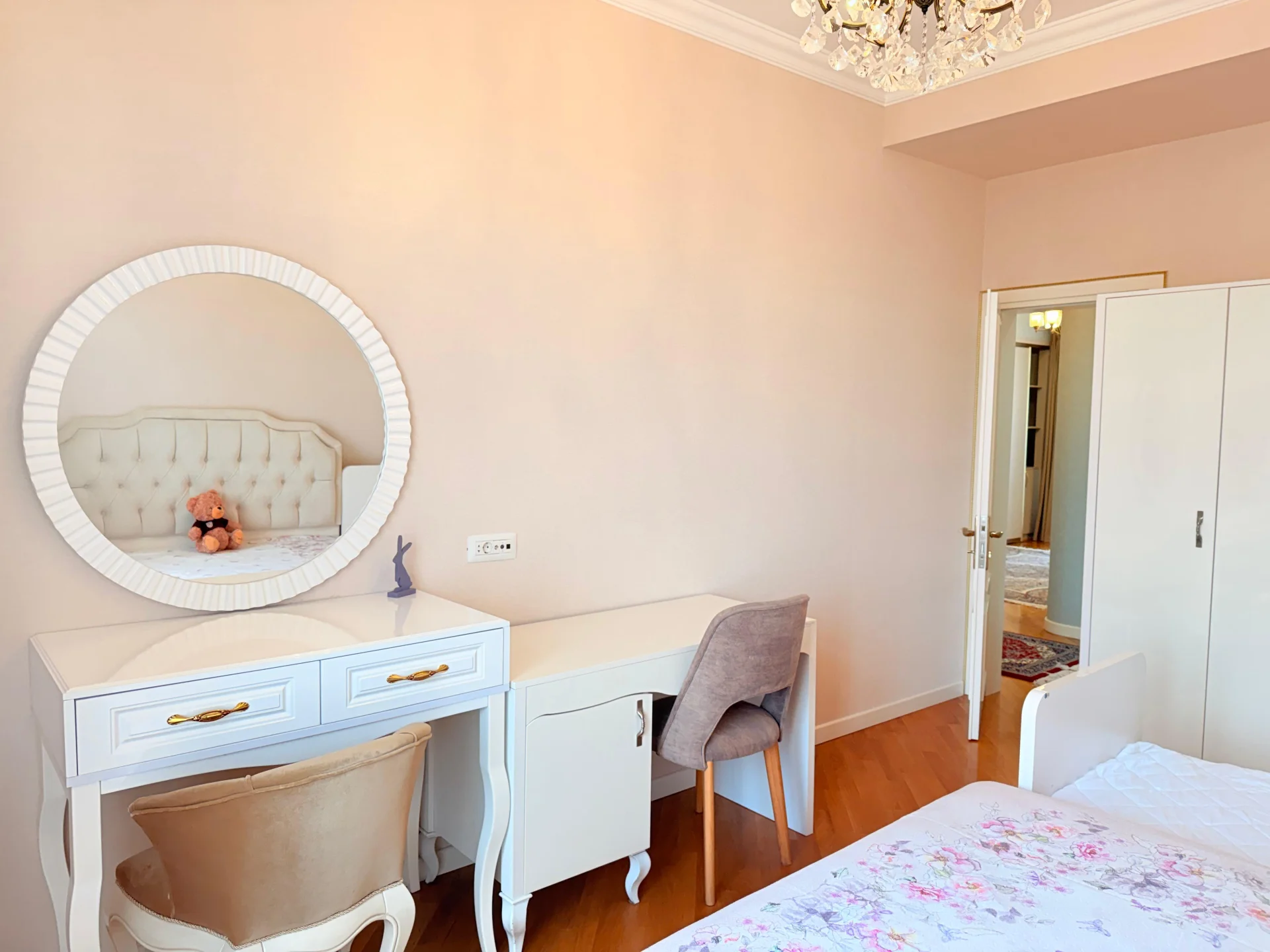 Kirayə 5 otaqlı Mənzil 220 m² Xətai r. Ağ şəhər q. – şəkil 13