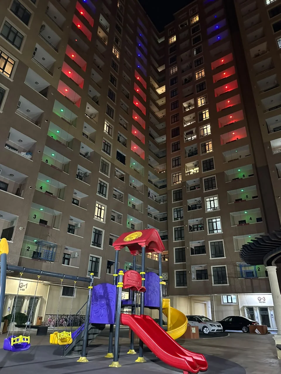 For rent 2-room Apartment 75 m² Nəsimi dist. Memar Əcəmi metro – şəkil 1