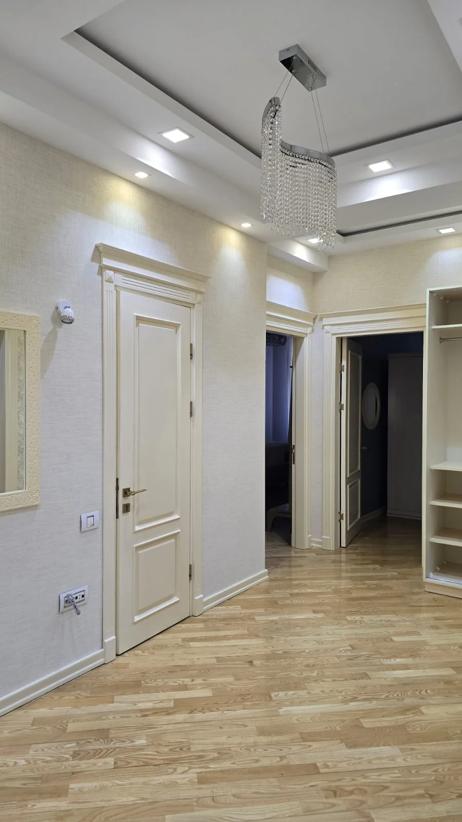 Kirayə 3 otaqlı Mənzil 132 m² Xətai r.