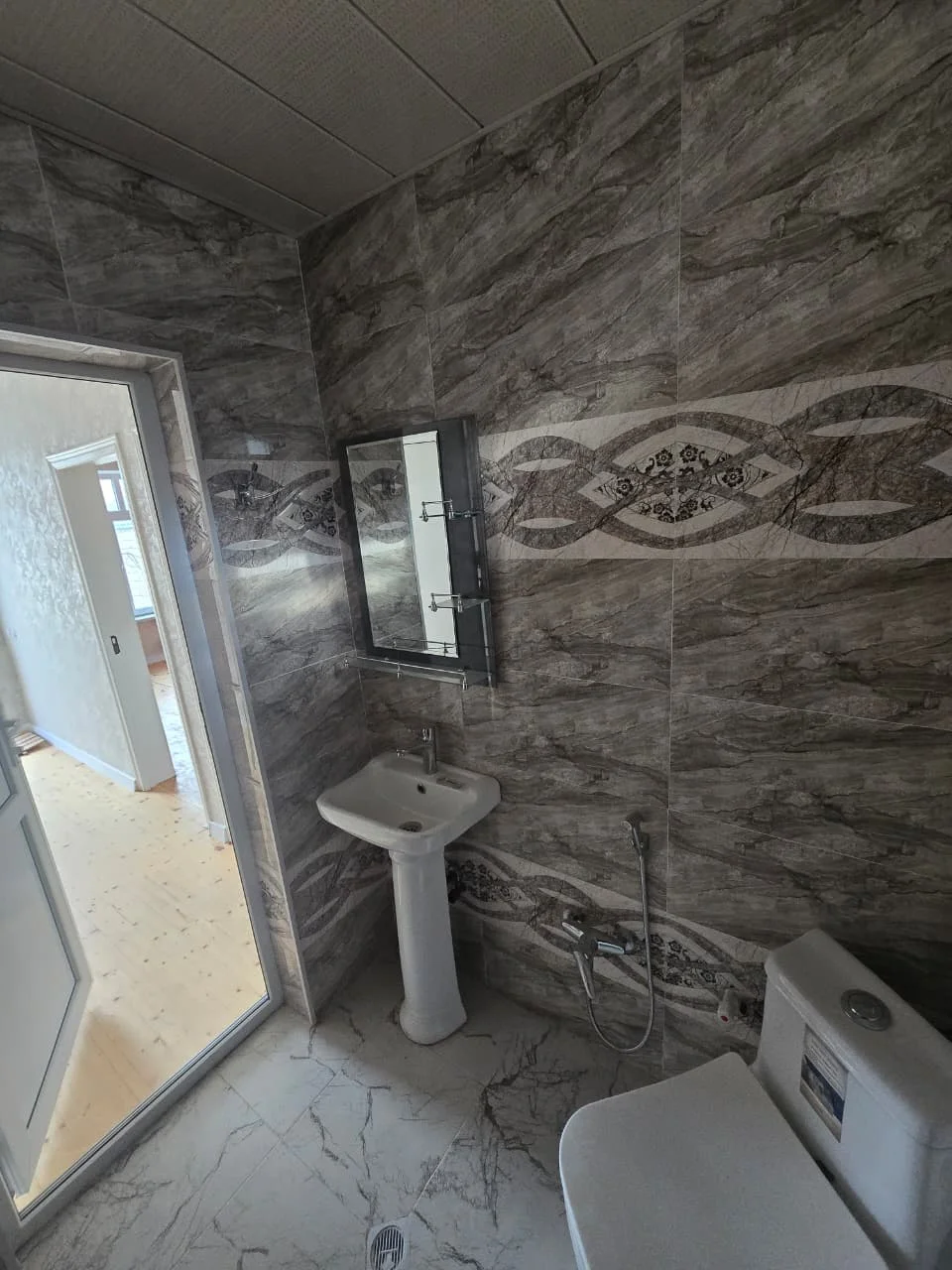 Satılır 3 otaqlı Həyət evi / Bağ evi 65 m² Xəzər r. Binə q. – şəkil 2