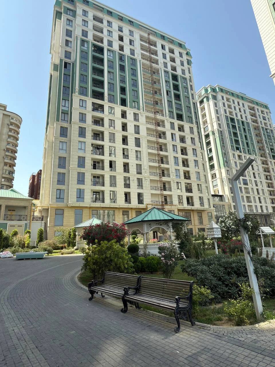 Satılır 3 otaqlı Mənzil 134 m² Nərimanov r. Nərimanov m. – şəkil 1