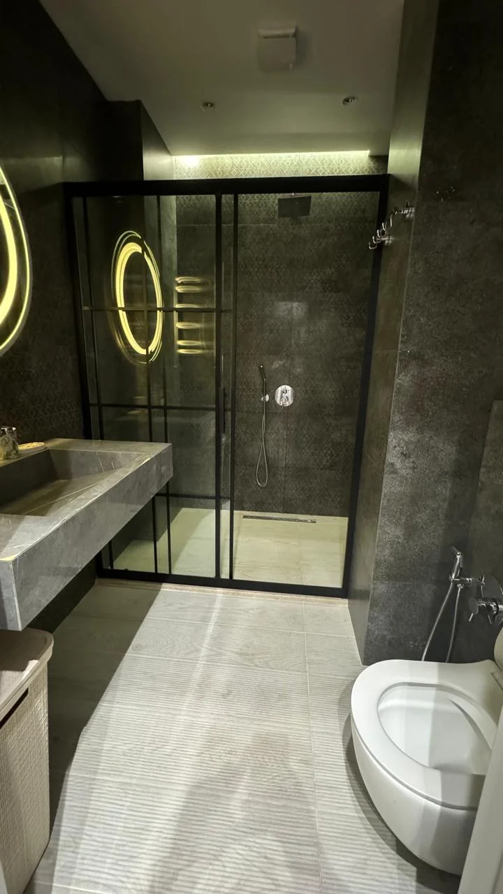 Kirayə 2 otaqlı Mənzil 110 m² Səbail r. İçərişəhər m. – şəkil 11