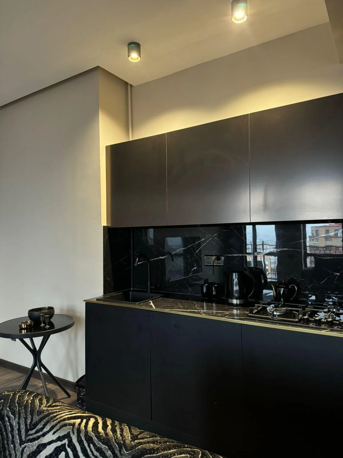 Kirayə 2 otaqlı Mənzil 100 m² Nəsimi r. – şəkil 8