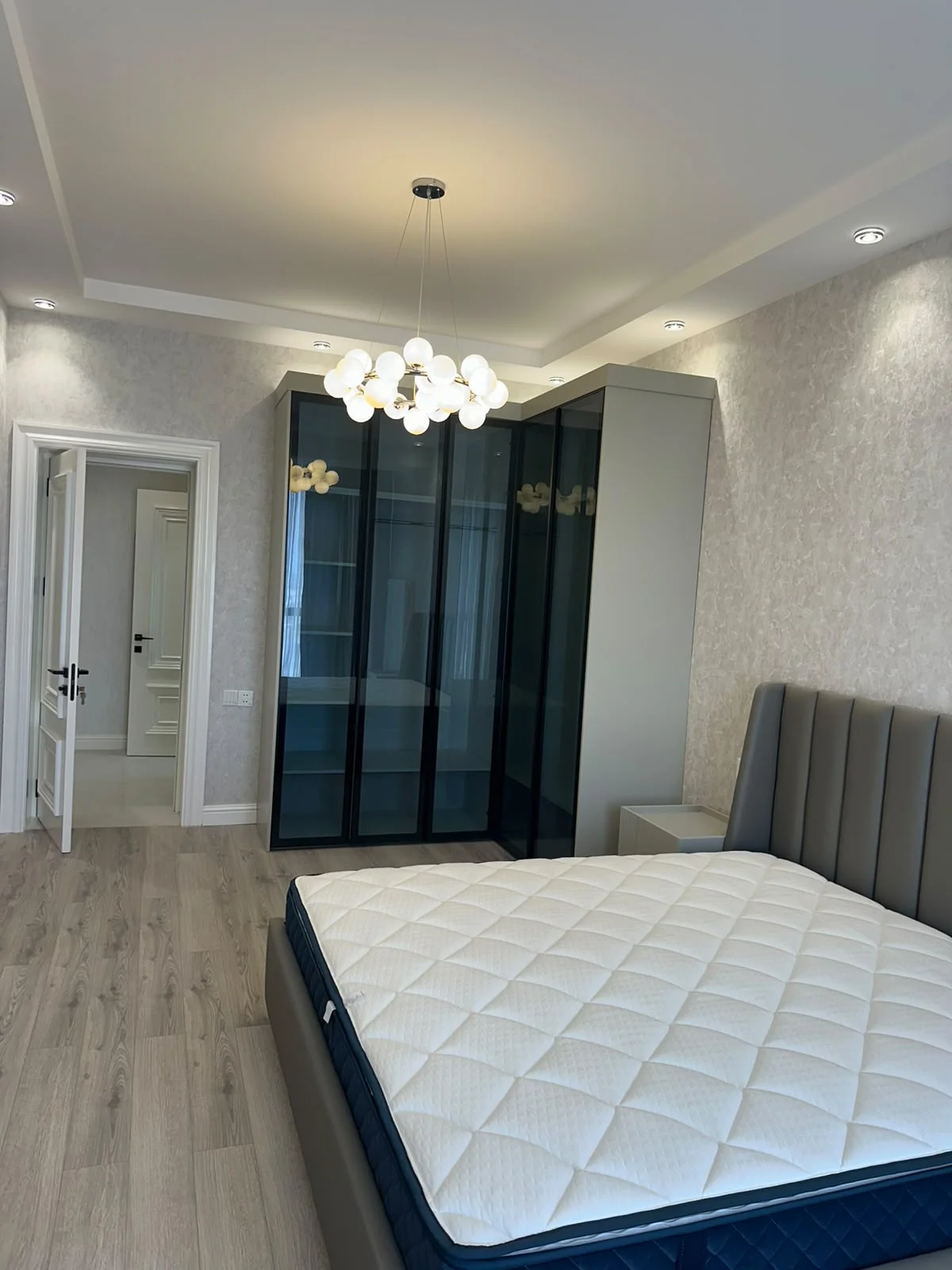 Kirayə 3 otaqlı Mənzil 100 m² Nərimanov r.
