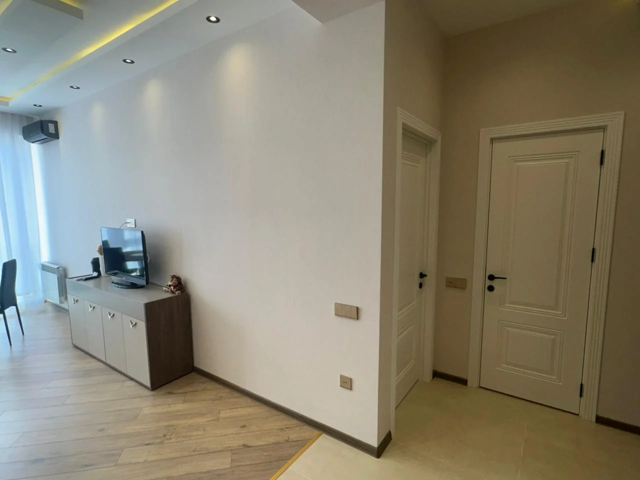 Kirayə 2 otaqlı Mənzil 55 m² Nəsimi r. – şəkil 7
