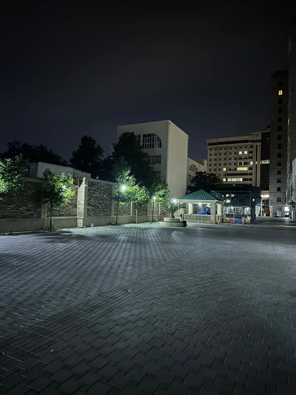 Satılır 3 otaqlı Mənzil 136 m² Nəsimi r.