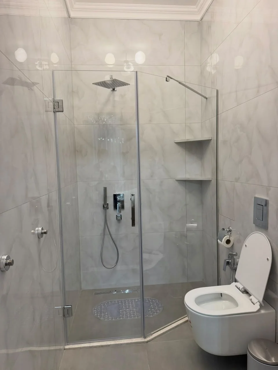 Kirayə 3 otaqlı Mənzil 136 m² Nəsimi r. 28 May m. – şəkil 19