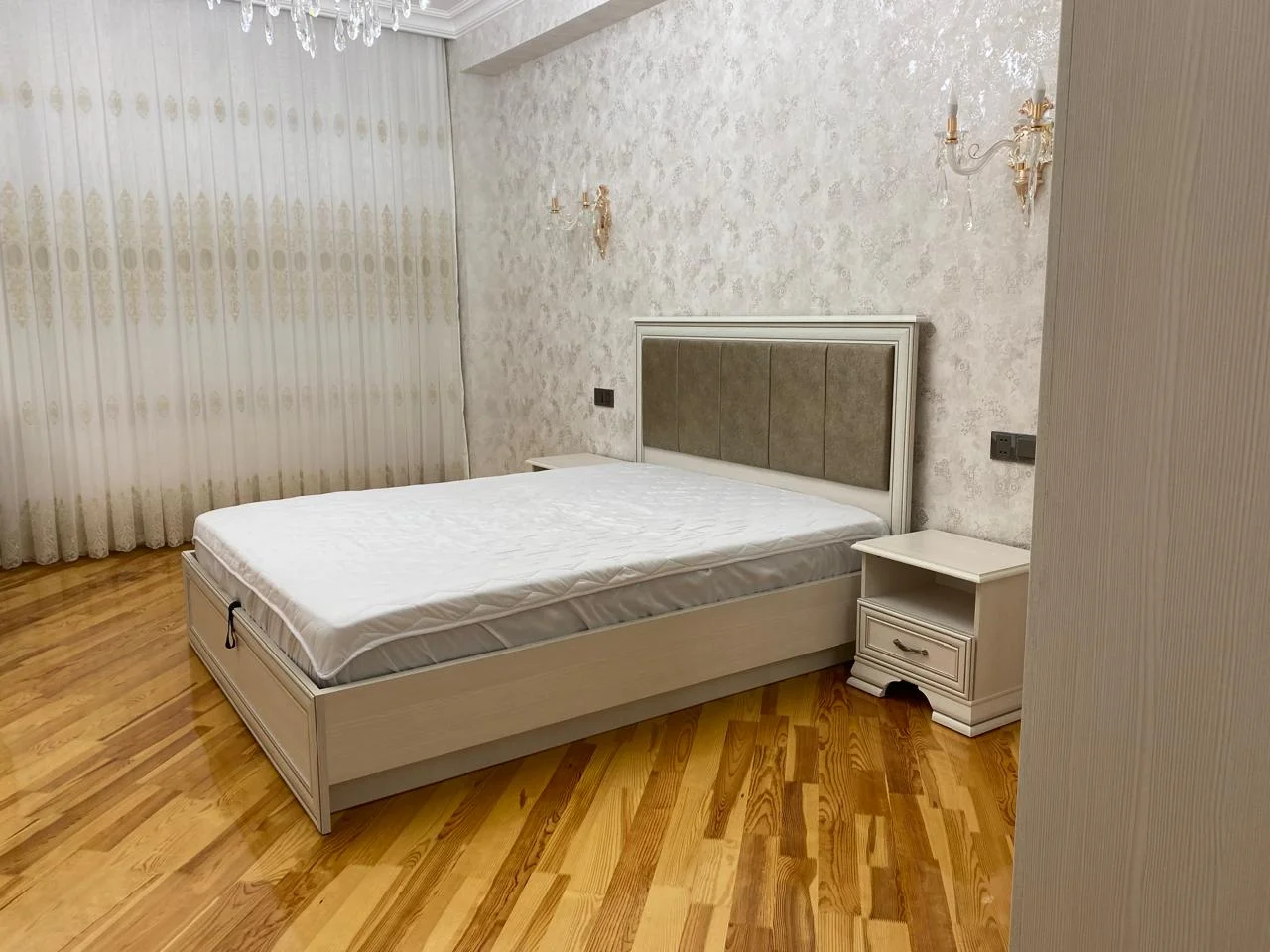 Kirayə 3 otaqlı Mənzil 135 m² Xətai r. – şəkil 9