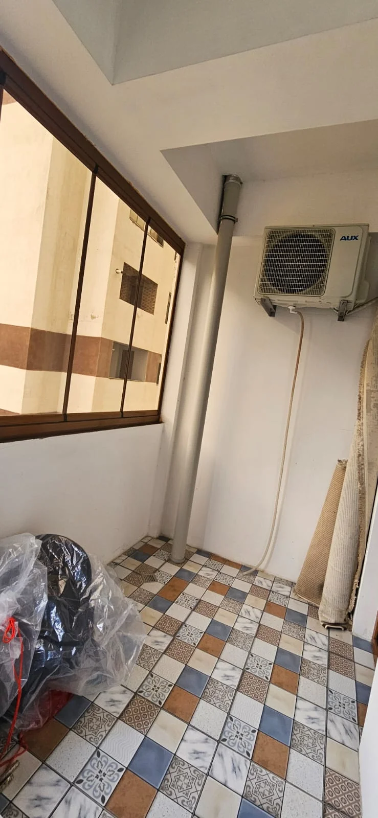 Kirayə 4 otaqlı Mənzil 180 m² Yasamal r.