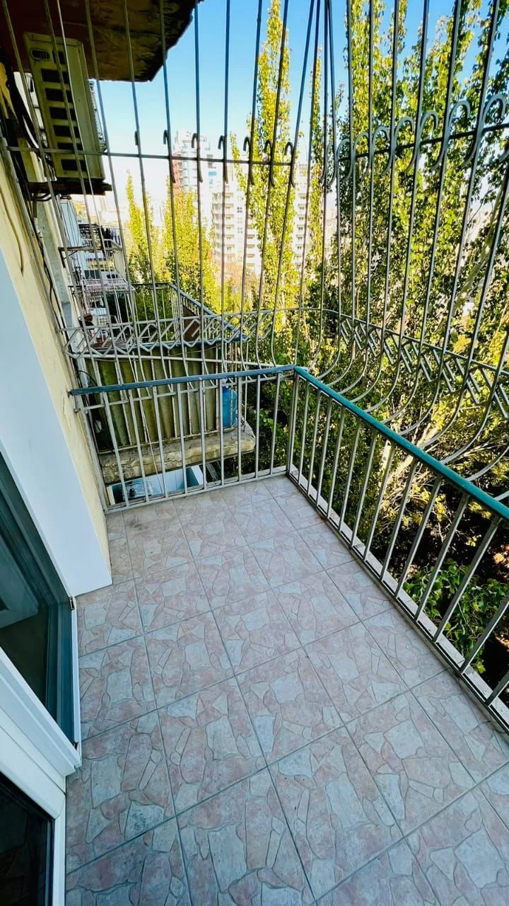 Kirayə 2 otaqlı Mənzil 52 m² Səbail r.