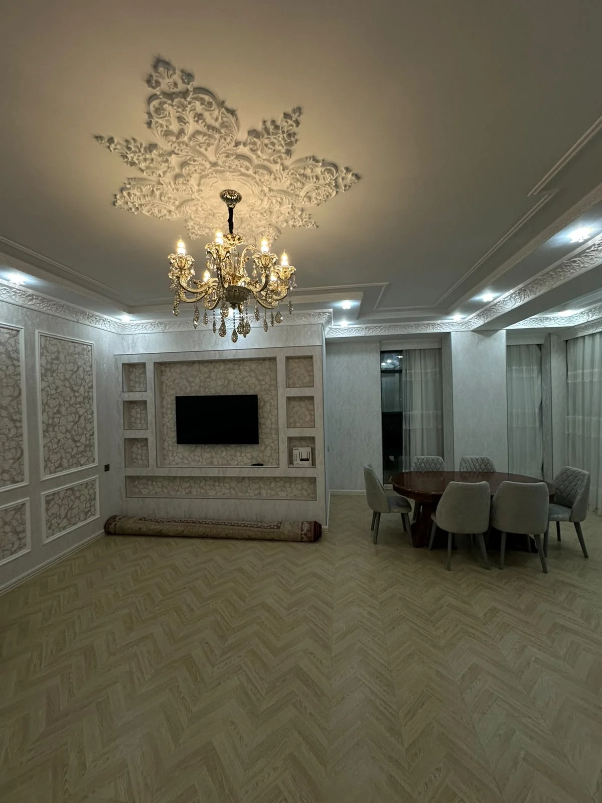 Satılır 3 otaqlı Mənzil 136 m² Nəsimi r.