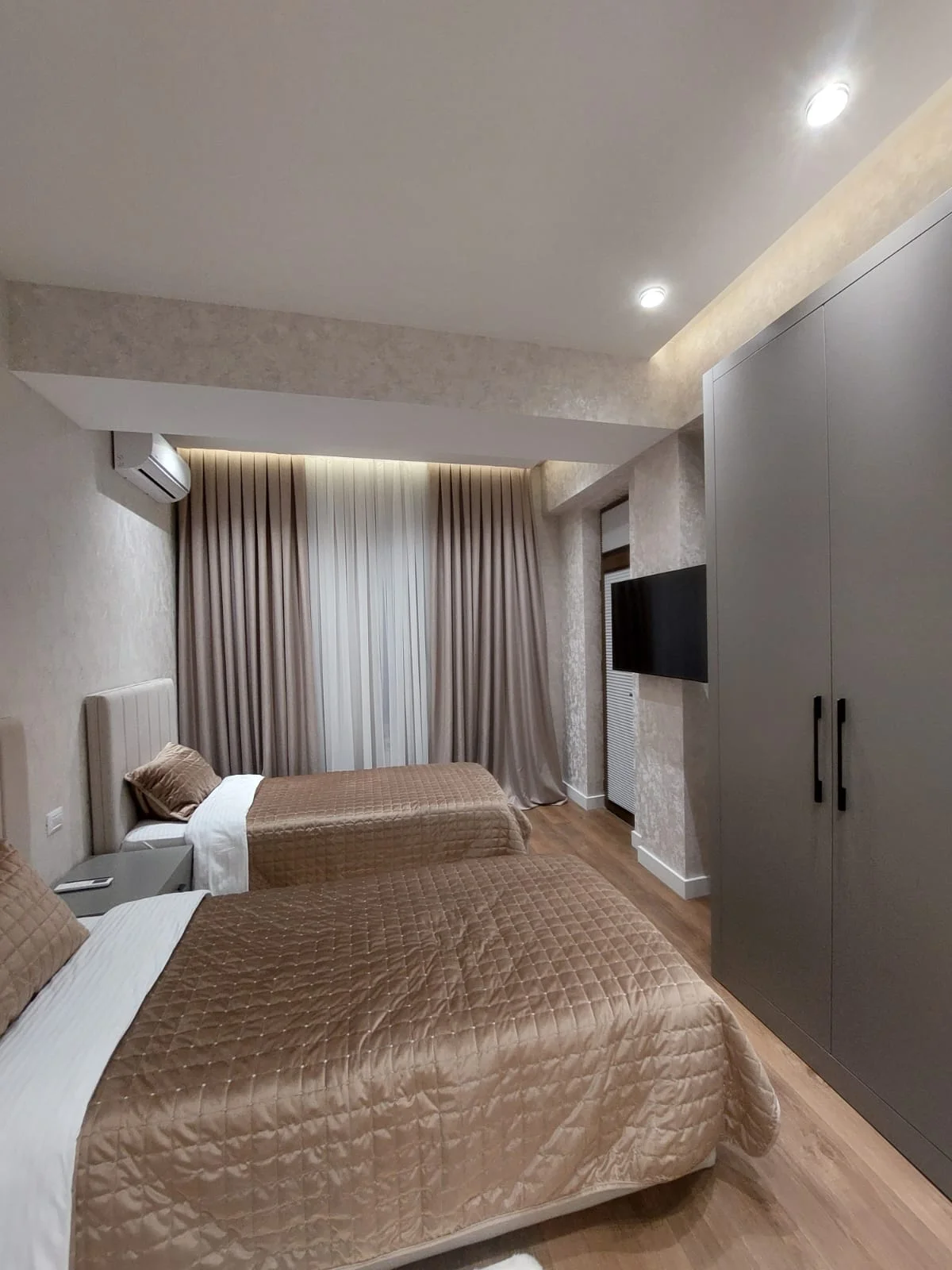 Kirayə 4 otaqlı Mənzil 190 m² Nəsimi r. – şəkil 4