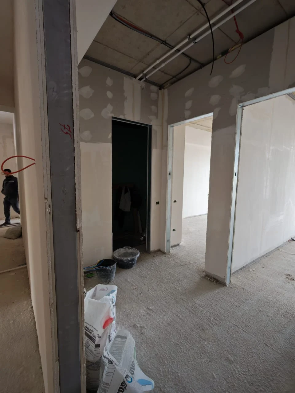 Satılır 3 otaqlı Mənzil 66 m² Yasamal r. İnşaatçılar m. – şəkil 4