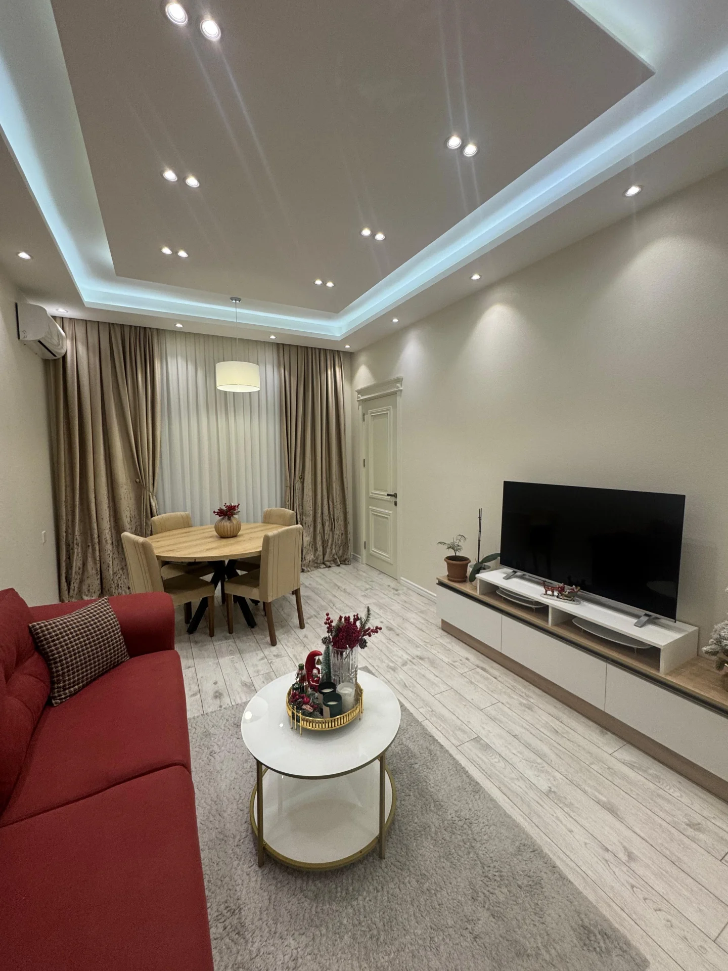 Kirayə 2 otaqlı Mənzil 63 m² Nəsimi r.