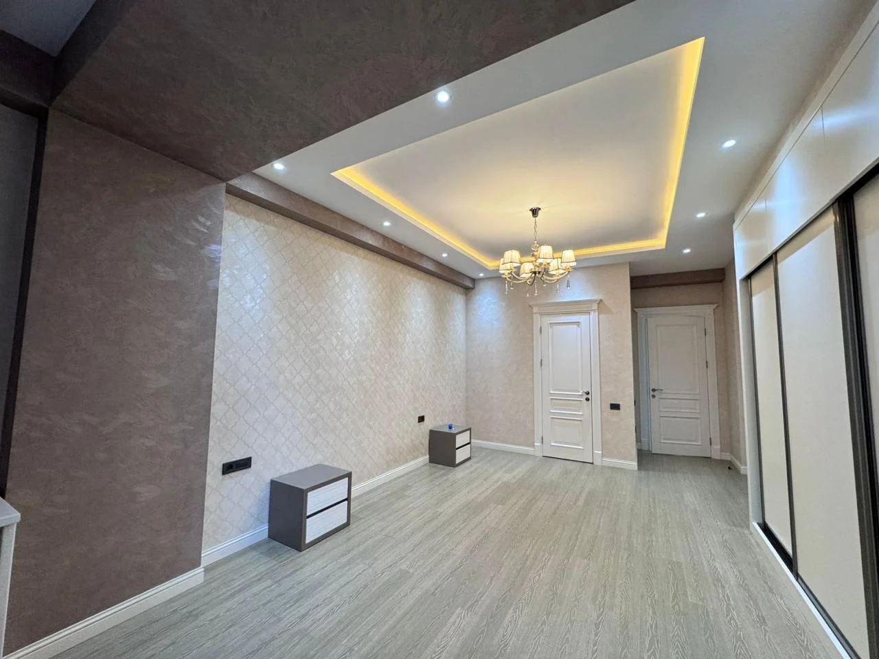 Kirayə 3 otaqlı Mənzil 160 m² Nərimanov r.
