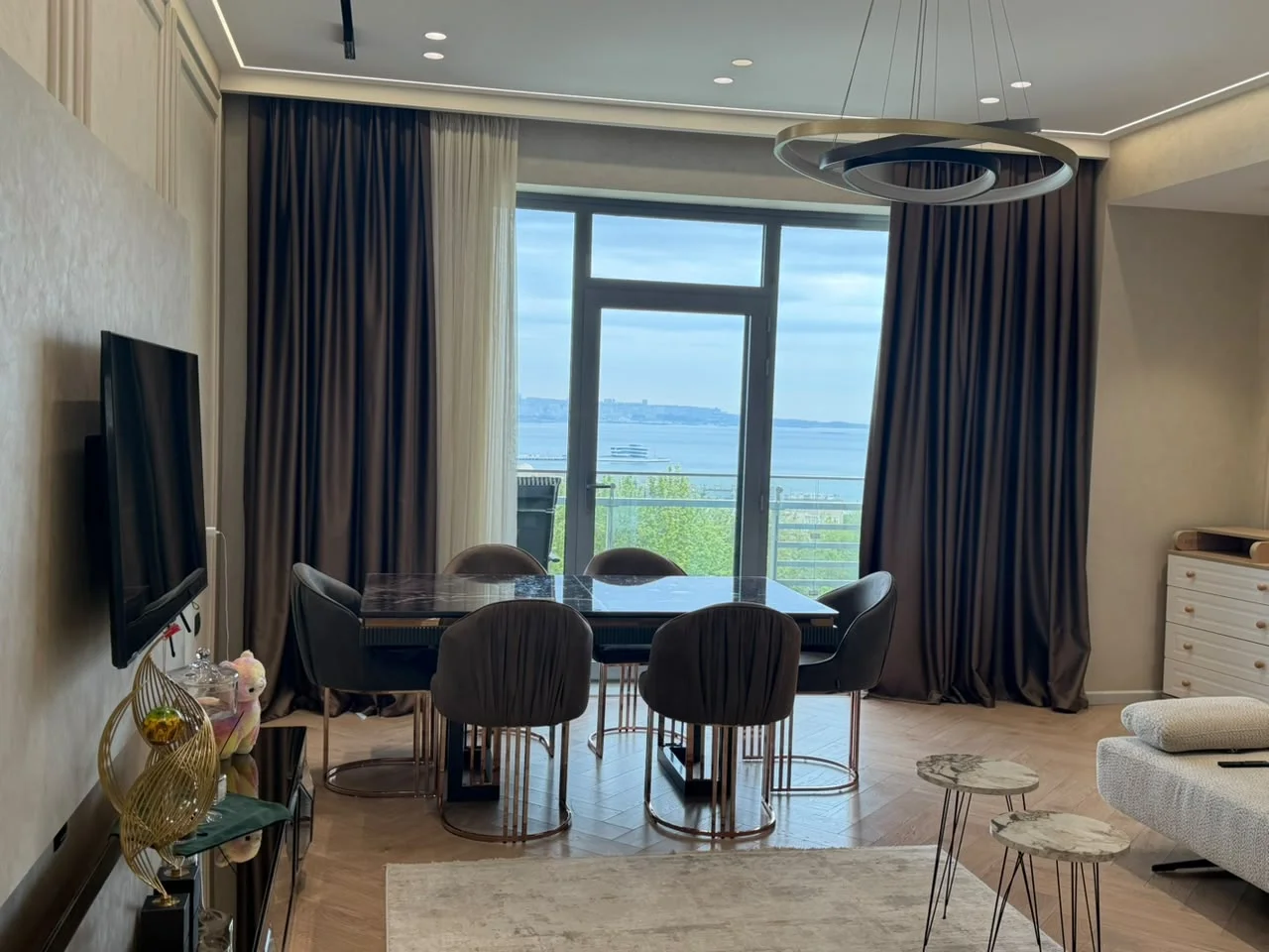 Kirayə 2 otaqlı Mənzil 120 m² Səbail r. – şəkil 3