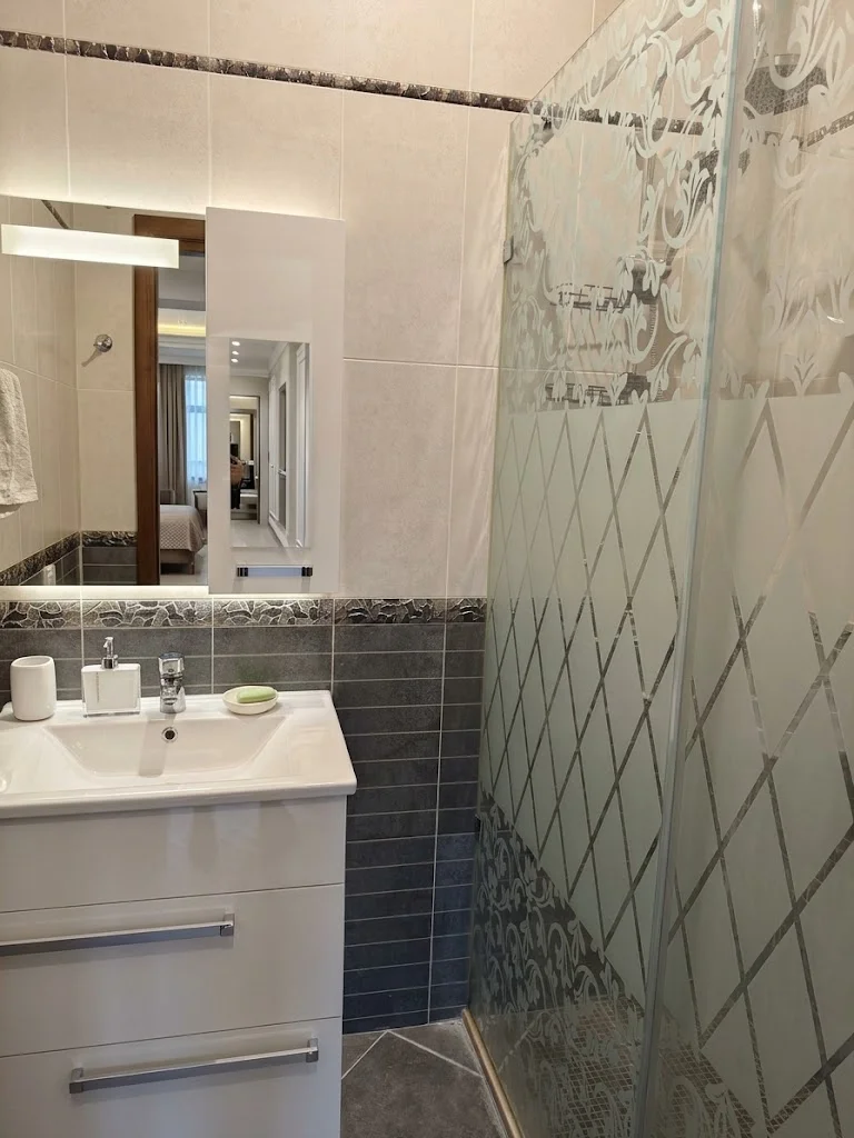 Kirayə 3 otaqlı Mənzil 135 m² Yasamal r. Nizami m. – şəkil 13