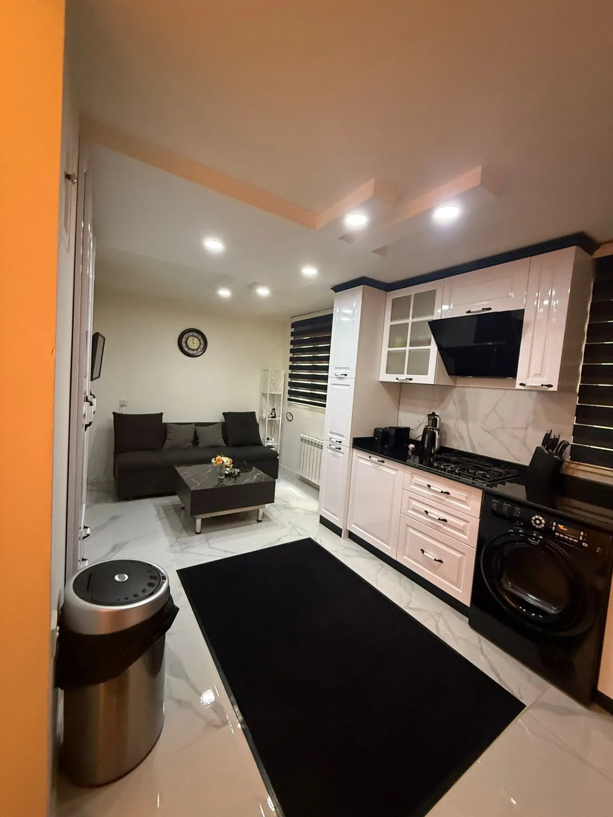 Kirayə 2 otaqlı Mənzil 70 m² Səbail r. Sahil m. – şəkil 10