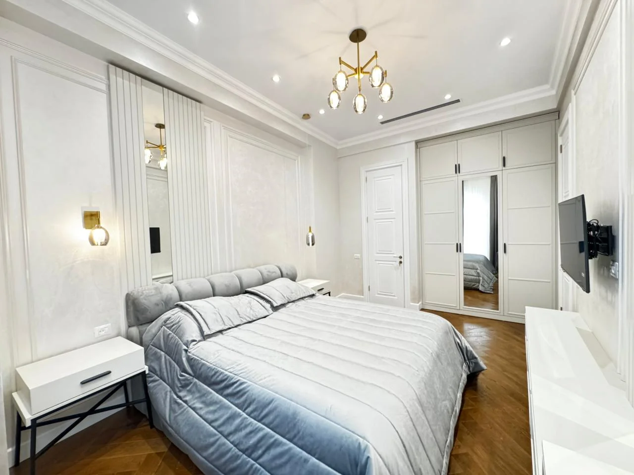 Kirayə 3 otaqlı Mənzil 120 m² Xətai r.