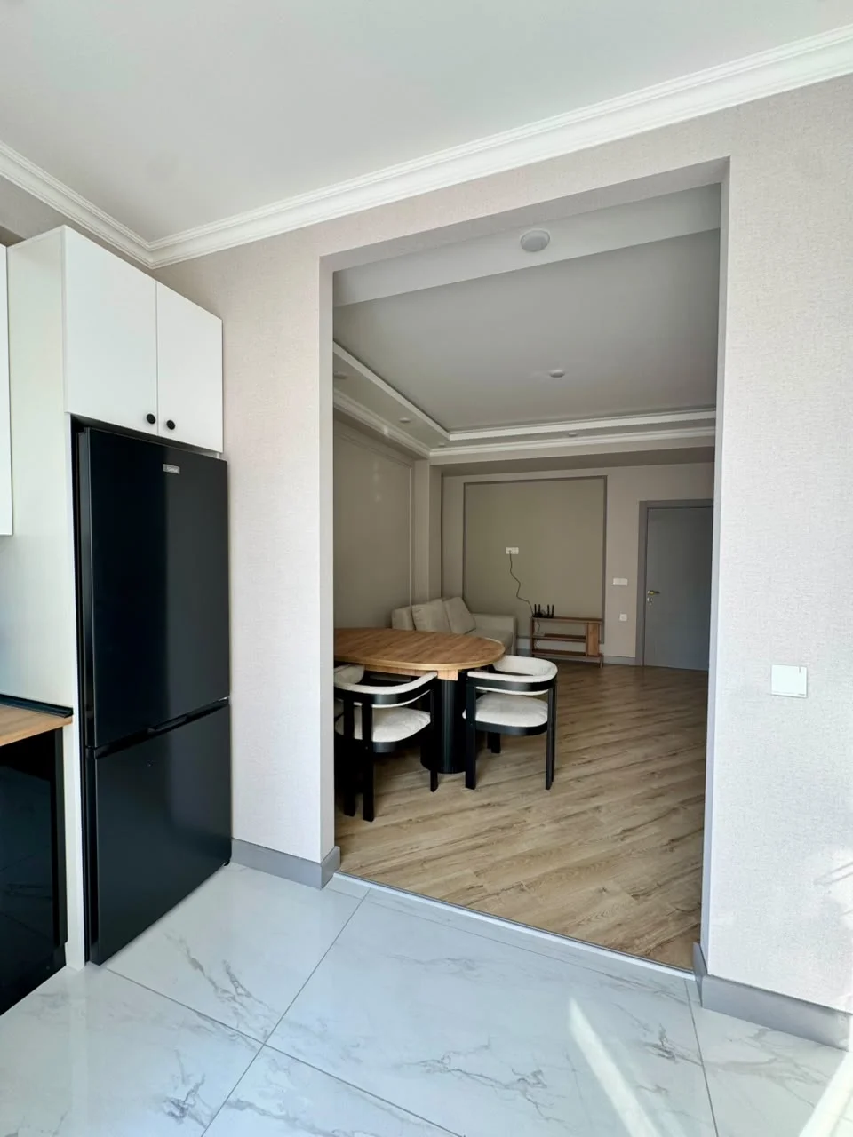 Kirayə 2 otaqlı Mənzil 68 m² Binəqədi r.