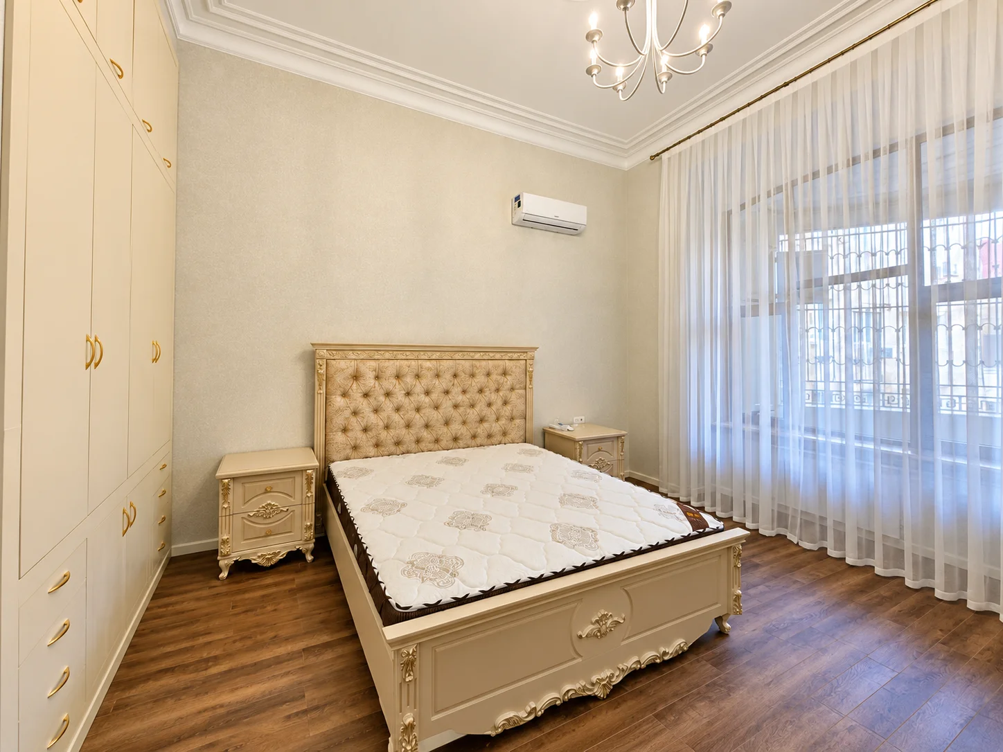 Kirayə 4 otaqlı Mənzil 250 m² Səbail r. Sahil m. – şəkil 5