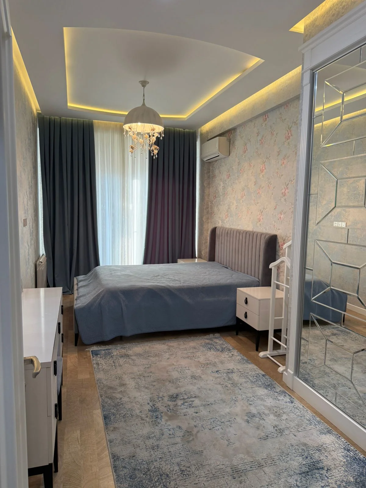 Kirayə 2 otaqlı Mənzil 74 m² Nərimanov r.
