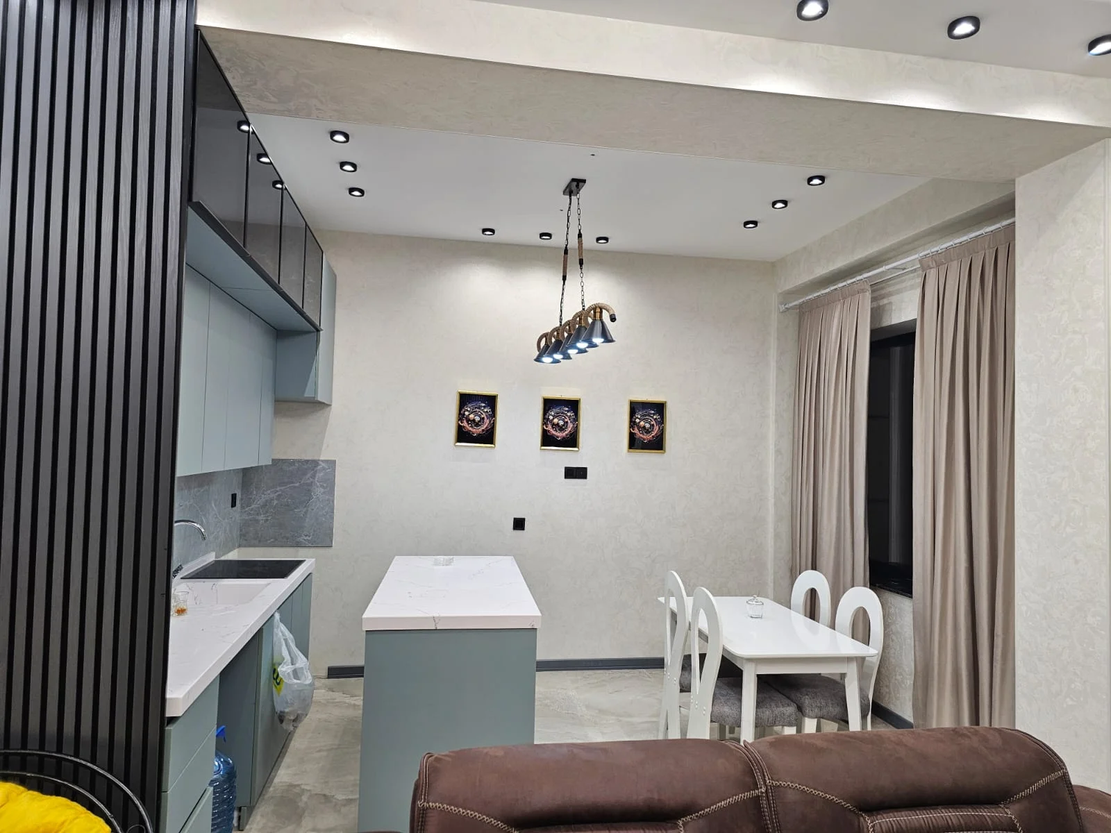 Kirayə 3 otaqlı Mənzil 95 m² Xətai r. Ağ şəhər q. – şəkil 4