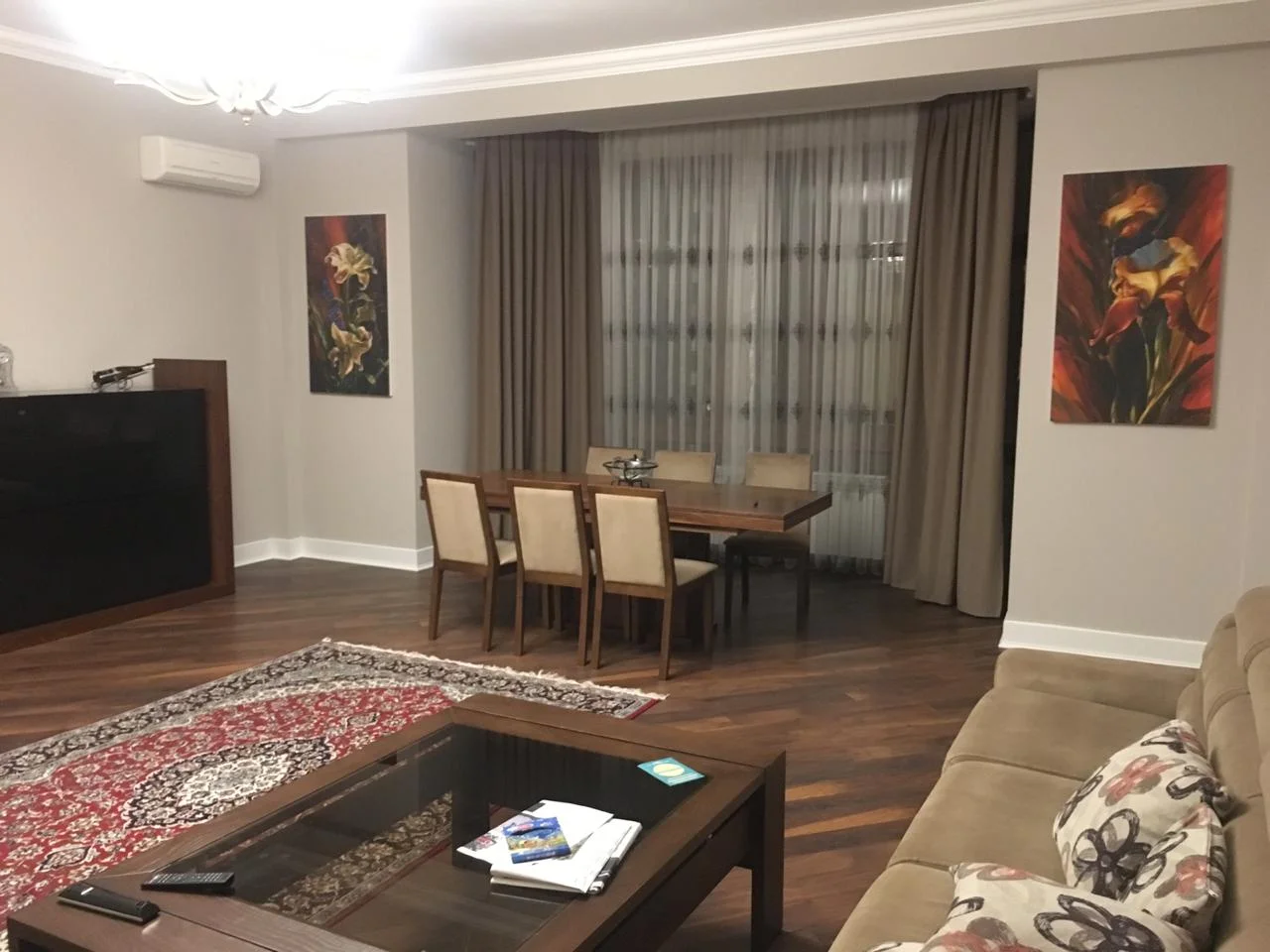 Kirayə 3 otaqlı Mənzil 165 m² Səbail r.