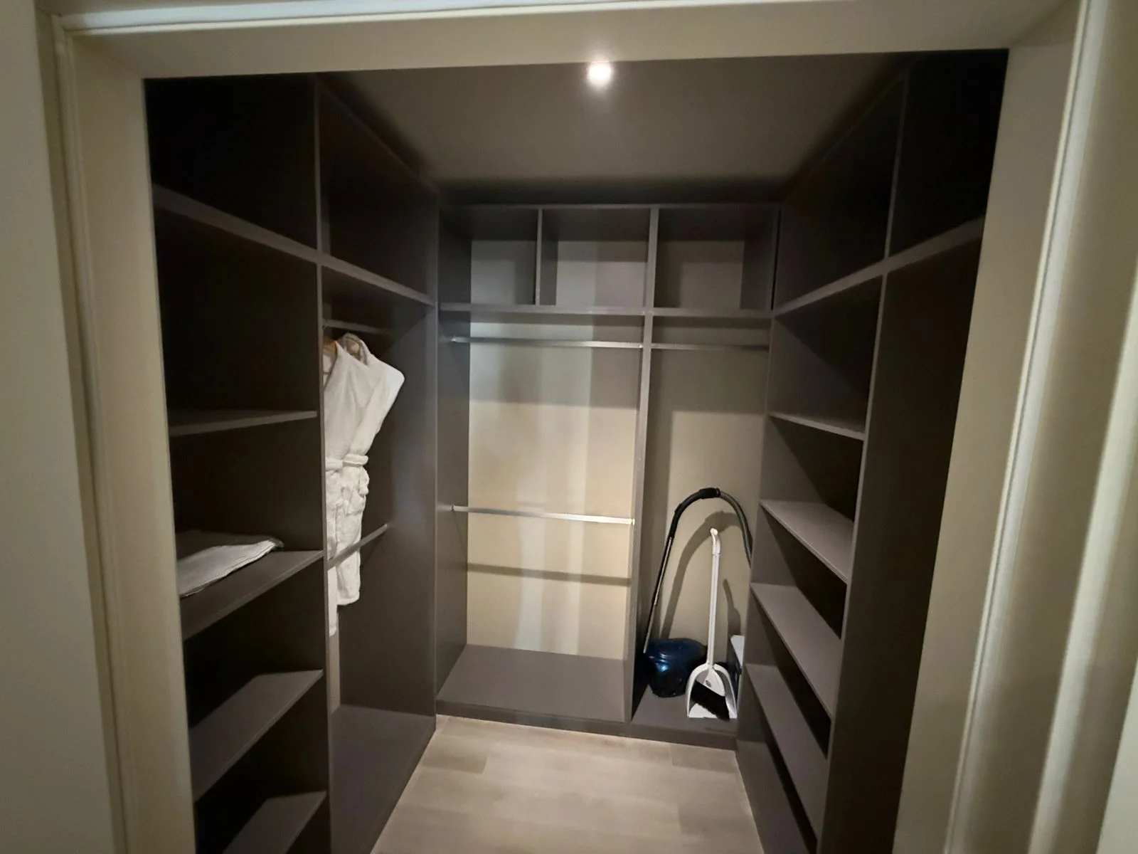 Kirayə 2 otaqlı Mənzil 94 m² Sabunçu r. – şəkil 15