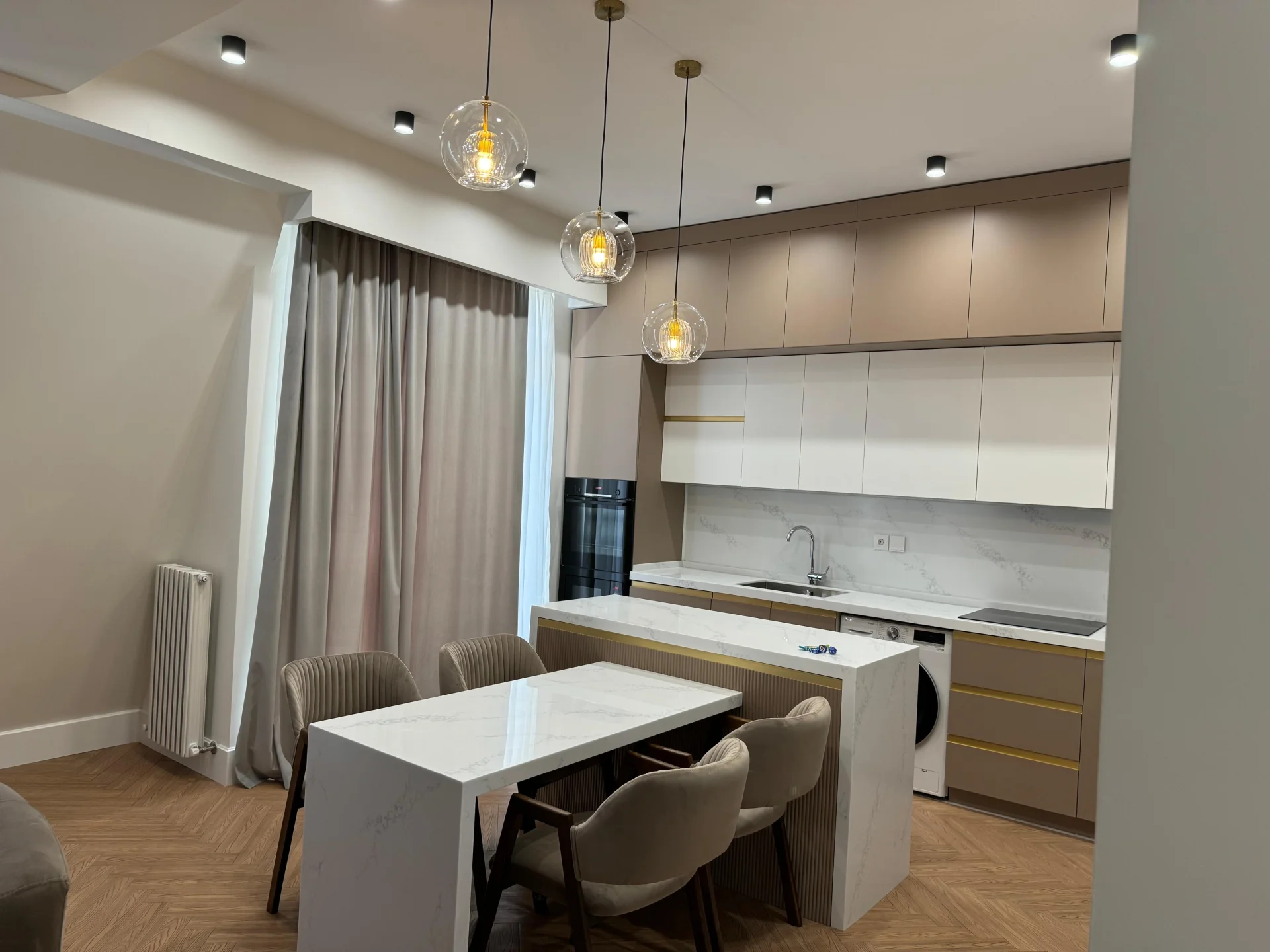 Kirayə 2 otaqlı Mənzil 80 m² Xətai r. Ağ şəhər q. – şəkil 5