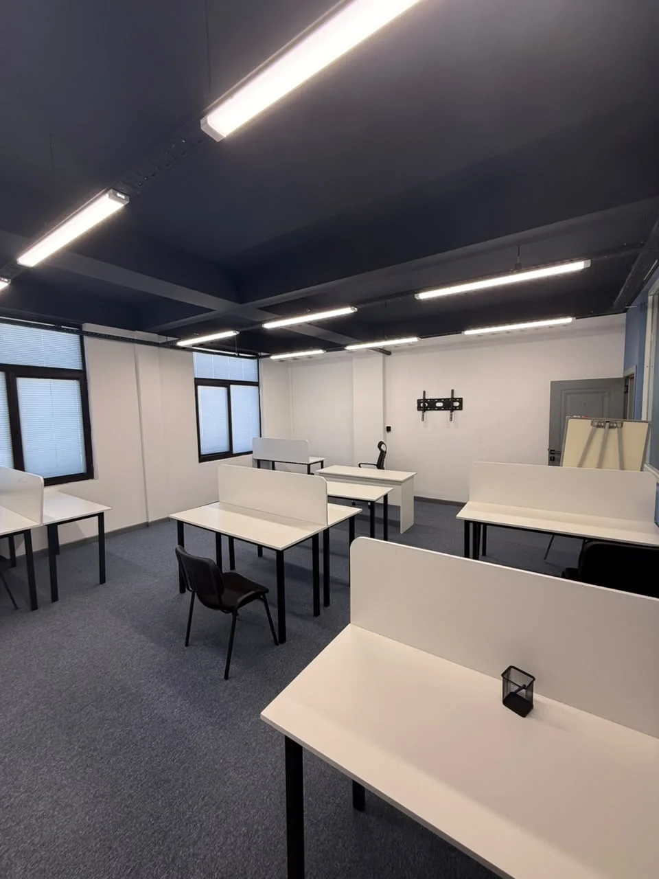 Kirayə 13 otaqlı Ofis 530 m² Nəsimi r. 28 May m. – şəkil 12
