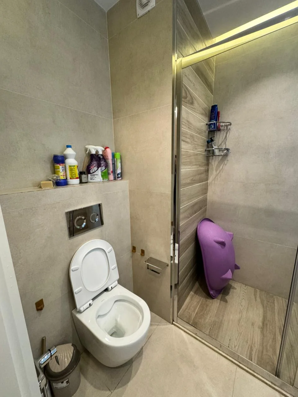 Kirayə 2 otaqlı Mənzil 70 m² Xətai r.