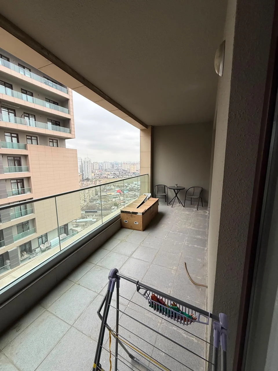 Kirayə 3 otaqlı Mənzil 148 m² Nəsimi r.