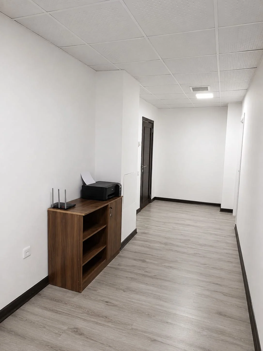 İcarəyə verilir 2 otaqlı ofis 64 m²