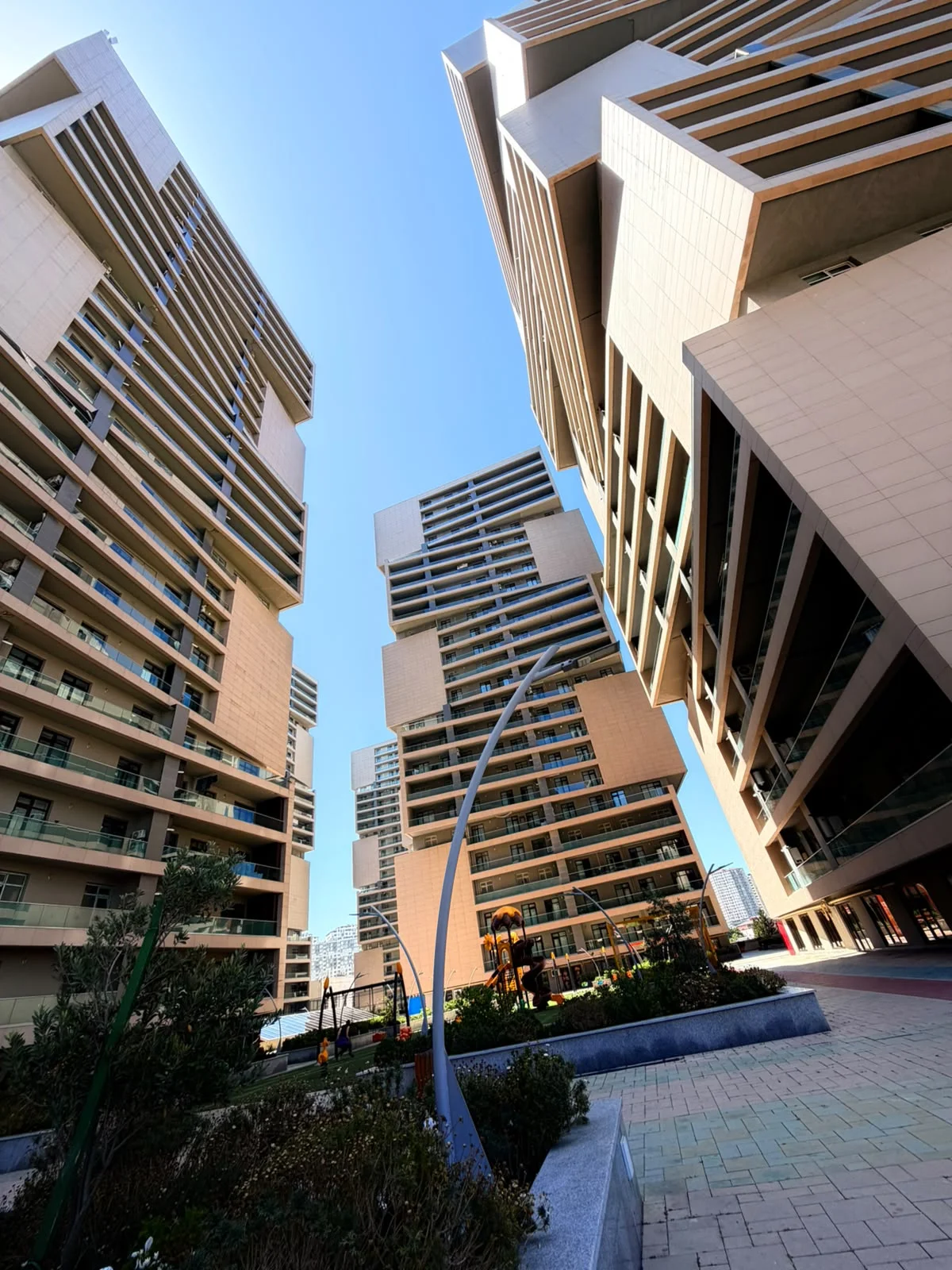 Kirayə 3 otaqlı Mənzil 115 m² Nəsimi r.
