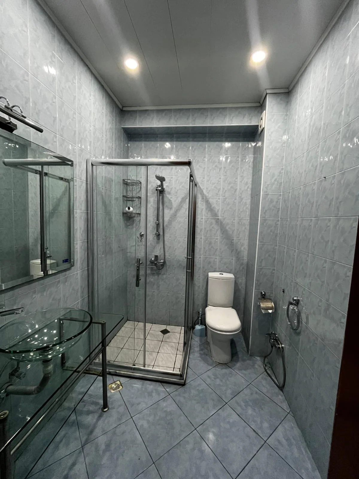 Kirayə 4 otaqlı Mənzil 185 m² Nəsimi r. – şəkil 2