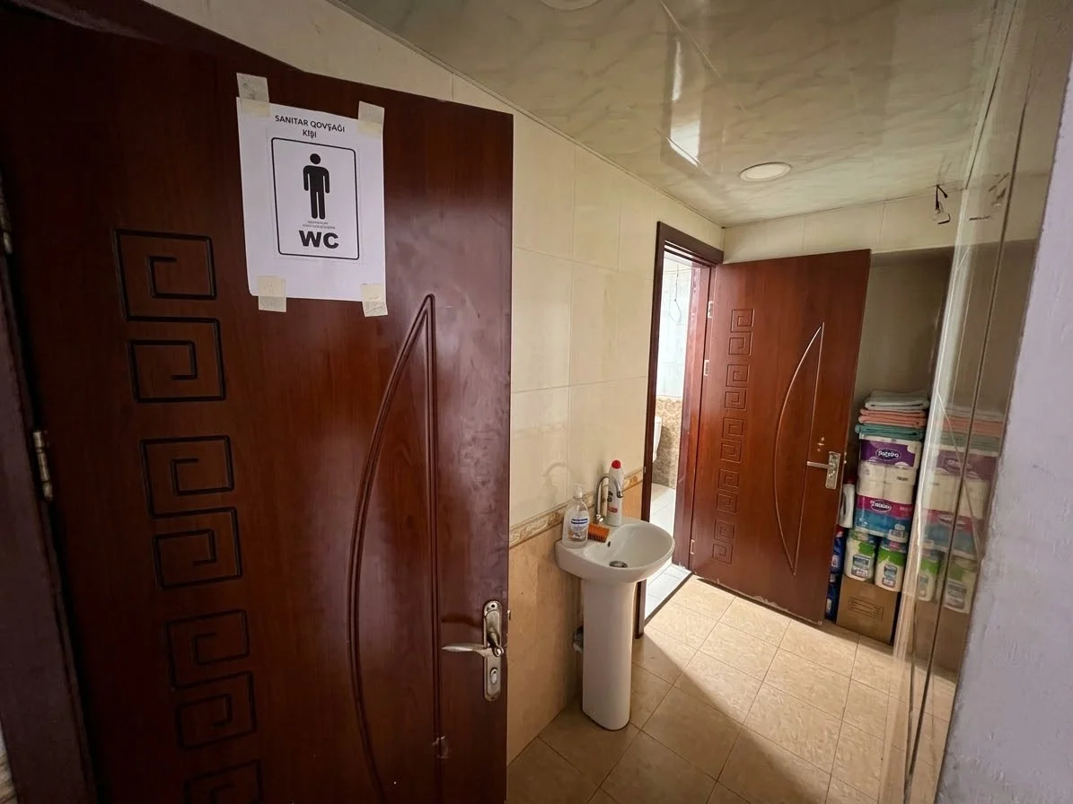 Kirayə 3 otaqlı Ofis 300 m² Nəsimi r.