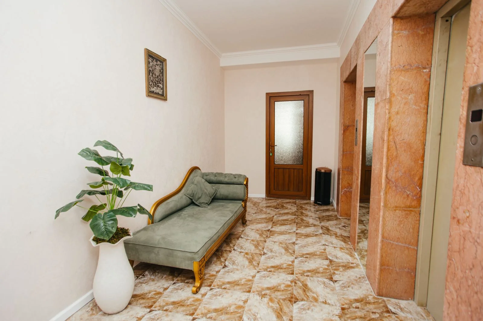 Kirayə 3 otaqlı Mənzil 167 m² Nəsimi r.