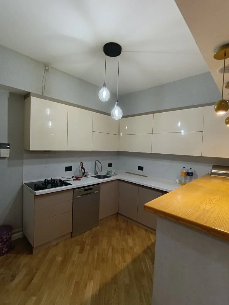 Kirayə 3 otaqlı Mənzil 95 m² Nizami r. Neftçilər m. – şəkil 2