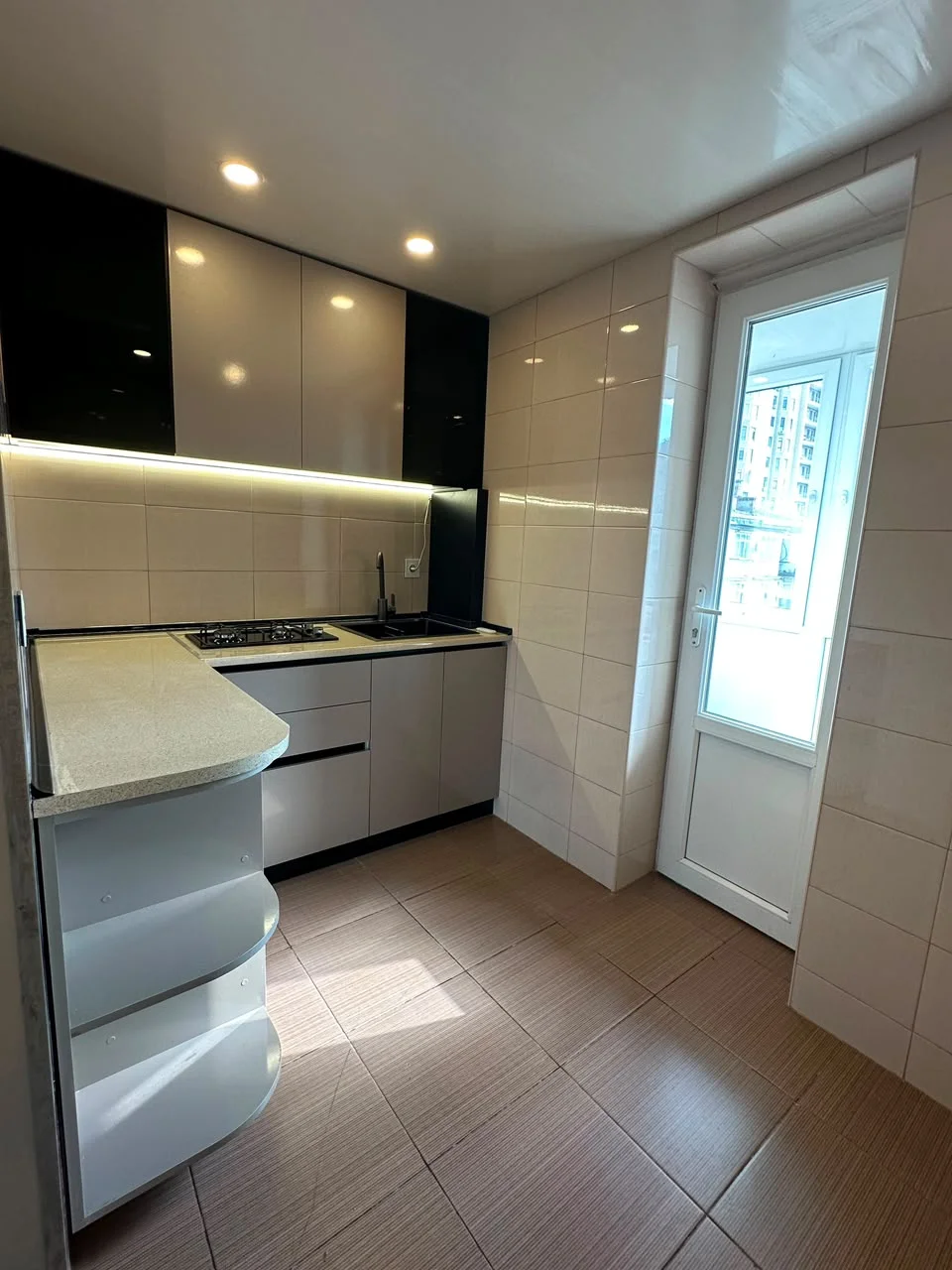 Satılır 2 otaqlı Mənzil 65 m² Nəsimi r.